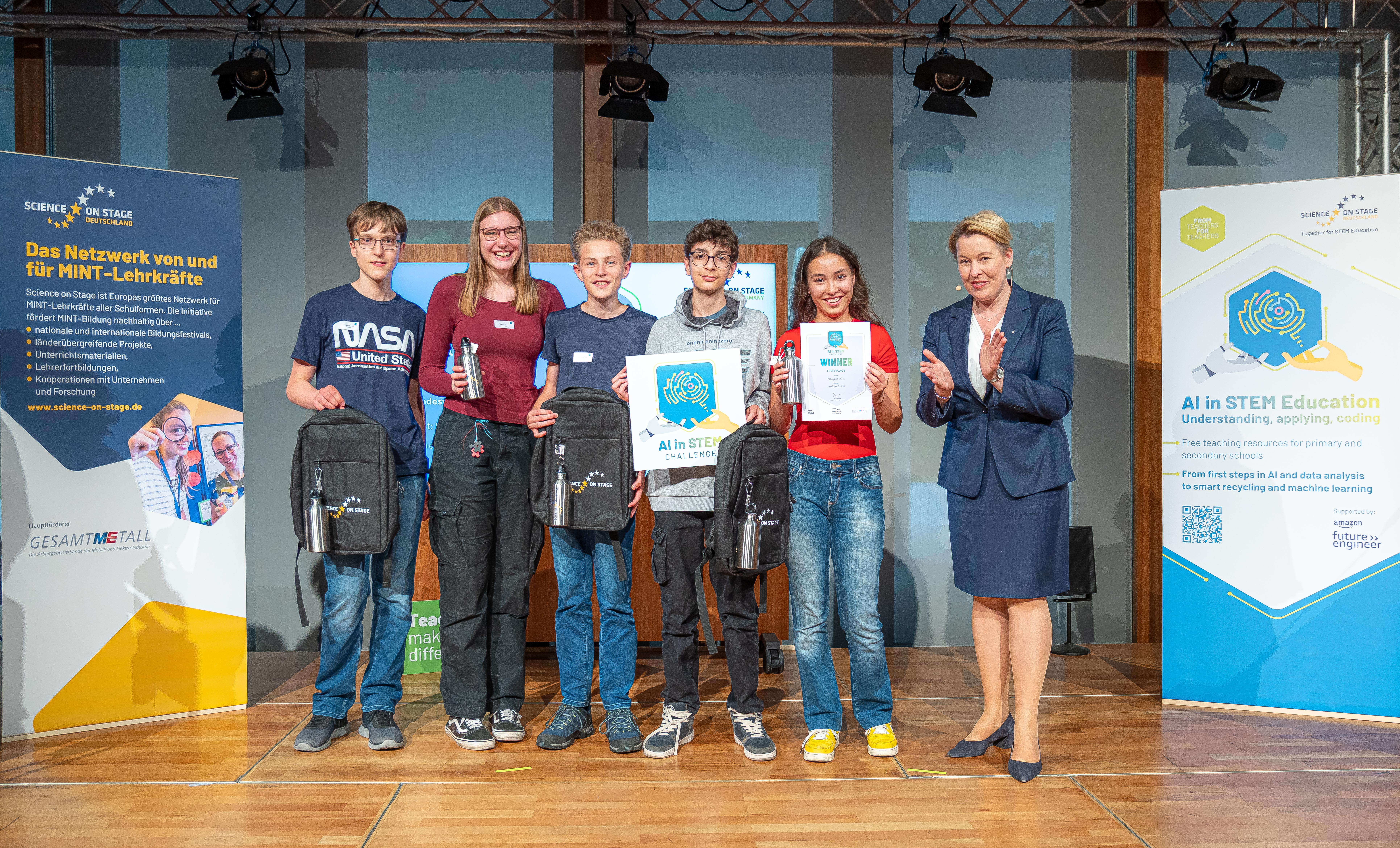students of team Intelligent Nose