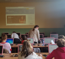 Teacher training in a seminar room